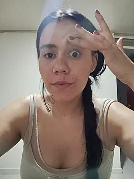 Snapshot of valen-sexx chatting on July 9, 2026, 1:28 am valen-sexx online show from July 9, 2026, 1:28 am