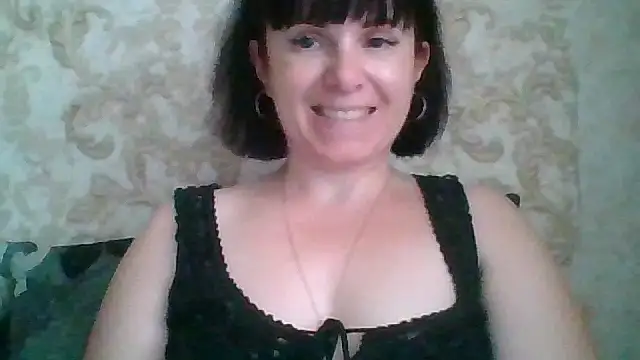 SecretSienna  online show from September 28, 2025, 12:01 pm
