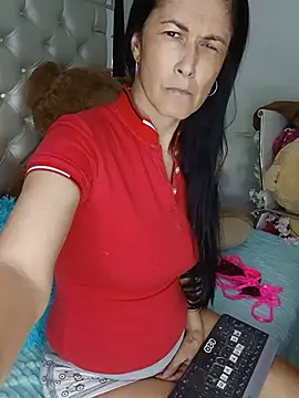 ZARAY 1118 online show from May 13, 2026, 7:54 pm