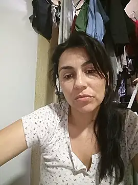 Snapshot of vanessa-titisM chatting on November 15, 2025, 2:26 am vanessa-titisM online show from November 15, 2025, 2:26 am