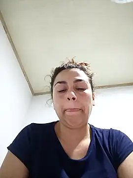 Snapshot of vanessa-titisM chatting on October 11, 2025, 5:08 am vanessa-titisM online show from October 11, 2025, 5:08 am