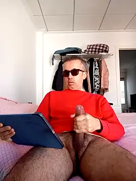 EmilioTaladdro online show from March 17, 2026, 8:28 am