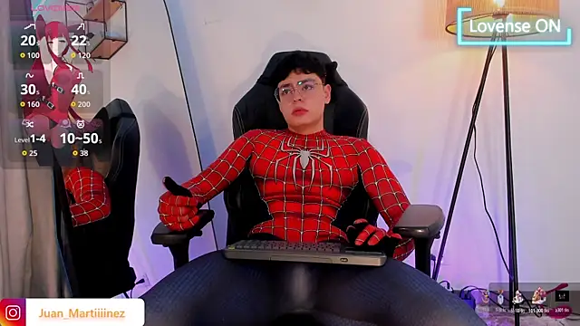 Im Juaniito online show from October 31, 2025, 5:15 am