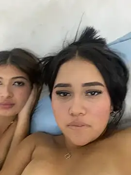 Snapshot of Teens_latin19 chatting on May 27, 2026, 5:48 am Teens latin19 online show from May 27, 2026, 5:48 am