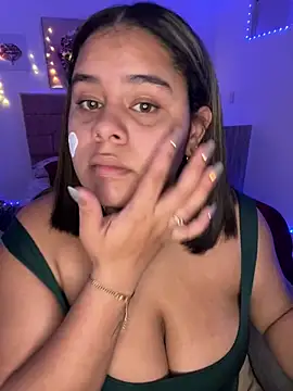 Anabelle 00  online show from July 12, 2026, 4:13 am