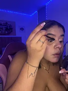 Anabelle 00  online show from May 14, 2026, 3:47 am