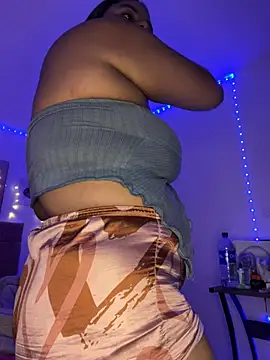 Anabelle 00  online show from June 2, 2026, 4:01 am