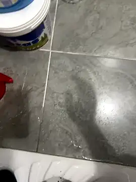 Snapshot of LAZ3R1 chatting on November 14, 2025, 2:43 pm LAZ3R1 online show from November 14, 2025, 2:43 pm