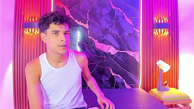 Lucky boys  X online show from November 6, 2025, 11:47 am