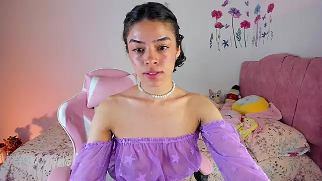 Snapshot of maddy_parker__ chatting on June 10, 2026, 11:28 pm maddy parker online show from June 10, 2026, 11:28 pm