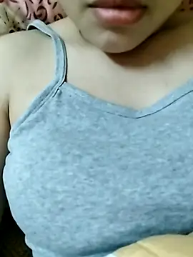Ella sex001 online show from October 5, 2025, 6:15 am