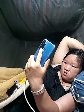 Snapshot of riso-00 chatting on March 21, 2026, 12:09 pm riso-00 online show from March 21, 2026, 12:09 pm