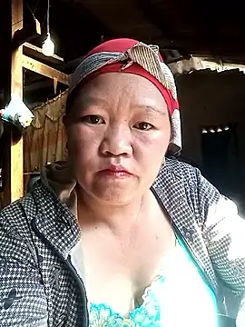 Snapshot of riso-00 chatting on February 6, 2026, 5:14 am riso-00 online show from February 6, 2026, 5:14 am