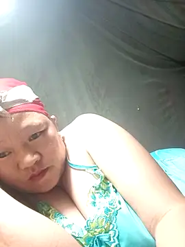 Snapshot of riso-00 chatting on March 3, 2026, 12:23 pm riso-00 online show from March 3, 2026, 12:23 pm