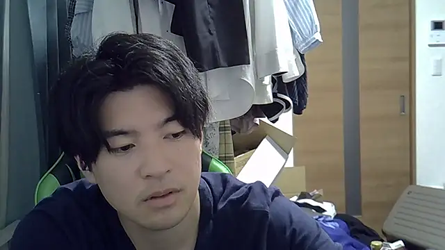 aokunvvv online show from September 22, 2025, 1:39 pm