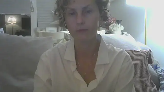 Sylira online show from July 28, 2026, 8:52 pm