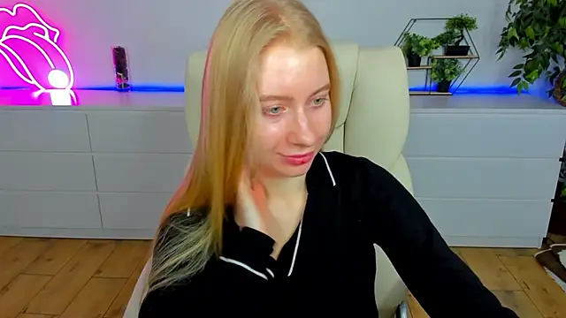 Alina Blonde online show from February 21, 2026, 6:37 am