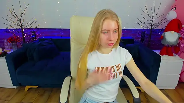 Alina Blonde online show from January 6, 2026, 6:39 am