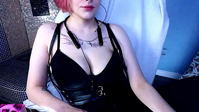 Eniferi online show from February 2, 2026, 11:26 pm