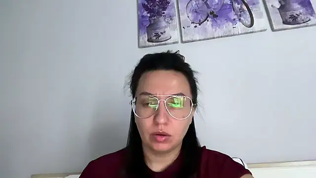 Karllina online show from August 6, 2026, 6:47 pm