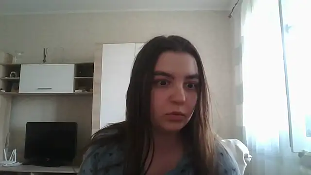Snapshot of Farynaa chatting on July 22, 2026, 11:01 am Farynaa online show from July 22, 2026, 11:01 am