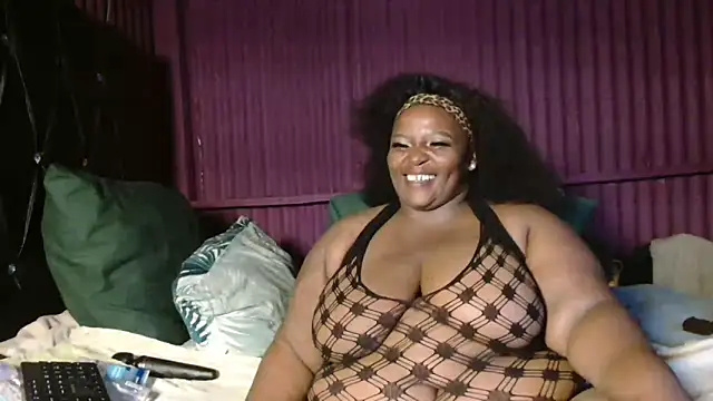 Bustyboobs02xx online show from April 15, 2026, 5:02 am