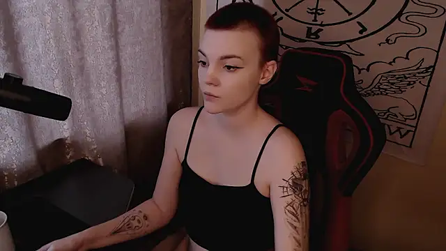 Snapshot of KrisNeal chatting on February 15, 2026, 9:08 am KrisNeal online show from February 15, 2026, 9:08 am