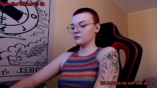 Snapshot of KrisNeal chatting on February 10, 2026, 10:03 am KrisNeal online show from February 10, 2026, 10:03 am