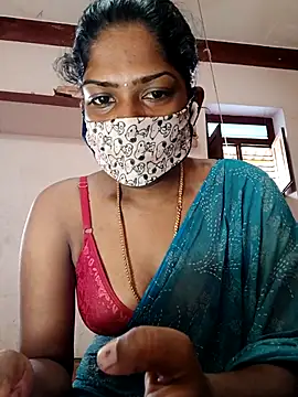 Snapshot of Tamil_Kavitha chatting on October 22, 2025, 9:53 am Tamil Kavitha online show from October 22, 2025, 9:53 am