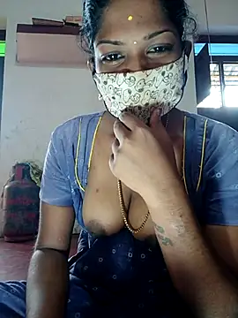 Snapshot of Tamil_Kavitha chatting on November 6, 2025, 5:44 am Tamil Kavitha online show from November 6, 2025, 5:44 am