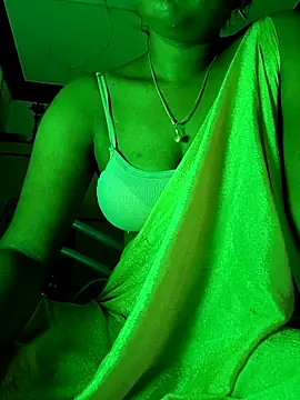Snapshot of Tamil_Kavitha chatting on May 2, 2026, 7:24 am Tamil Kavitha online show from May 2, 2026, 7:24 am