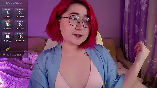 Sexy Peachy online show from October 1, 2025, 7:13 am