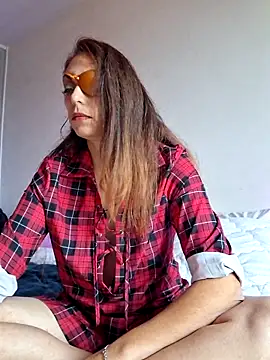 ChouqxxxCoreleone online show from October 14, 2025, 8:59 am