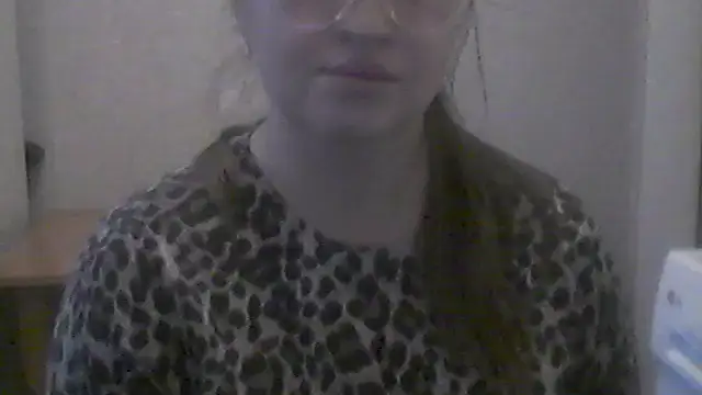 HotEvelynX online show from October 9, 2025, 2:17 pm