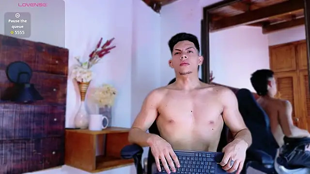 Snapshot of JhosuaVega chatting on March 18, 2026, 2:04 am JhosuaVega online show from March 18, 2026, 2:04 am