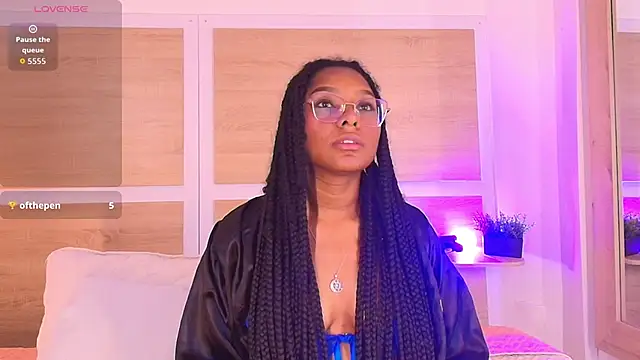 Snapshot of ValeryCortezm chatting on November 5, 2025, 3:37 pm ValeryCortezm online show from November 5, 2025, 3:37 pm