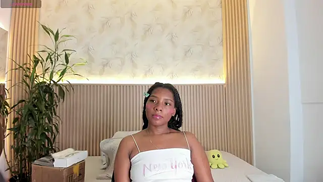 Snapshot of ValeryCortezm chatting on November 4, 2025, 12:20 pm ValeryCortezm online show from November 4, 2025, 12:20 pm