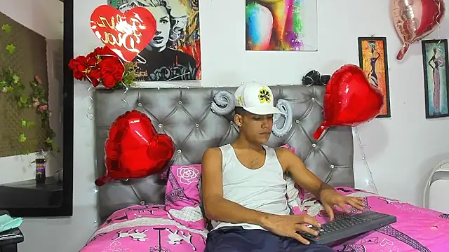 xxKamadevaxx online show from February 16, 2026, 1:54 pm