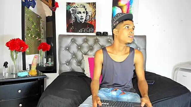 xxKamadevaxx online show from November 8, 2025, 7:39 pm