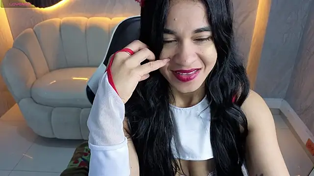 Maia Tx online show from November 14, 2025, 1:04 pm