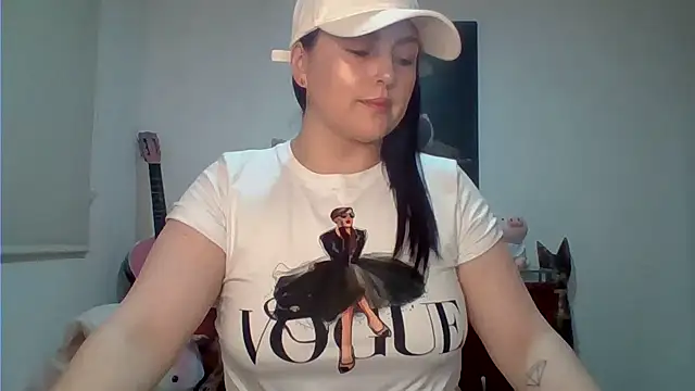 Venusina 07 online show from May 10, 2026, 2:04 am