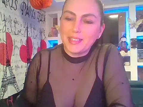 Snapshot of Venusina_07 chatting on October 22, 2025, 6:57 am Venusina 07 online show from October 22, 2025, 6:57 am