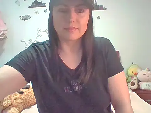 Snapshot of Venusina_07 chatting on November 12, 2025, 10:24 pm Venusina 07 online show from November 12, 2025, 10:24 pm