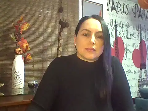 Snapshot of Venusina_07 chatting on October 15, 2025, 5:28 am Venusina 07 online show from October 15, 2025, 5:28 am