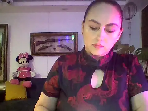 Snapshot of Venusina_07 chatting on October 11, 2025, 7:31 am Venusina 07 online show from October 11, 2025, 7:31 am