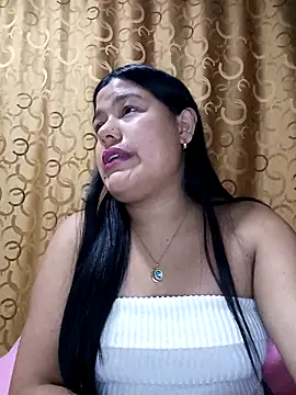 Snapshot of April_Becker chatting on November 23, 2025, 3:27 am April Becker online show from November 23, 2025, 3:27 am