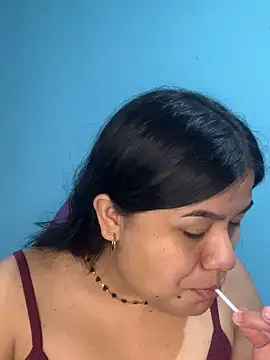 Snapshot of April_Becker chatting on July 6, 2026, 3:13 am April Becker online show from July 6, 2026, 3:13 am