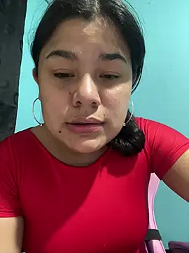 Snapshot of April_Becker chatting on July 31, 2026, 3:06 am April Becker online show from July 31, 2026, 3:06 am