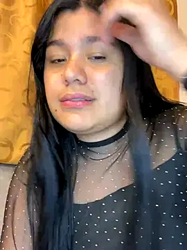 Snapshot of April_Becker chatting on October 19, 2025, 4:37 am April Becker online show from October 19, 2025, 4:37 am