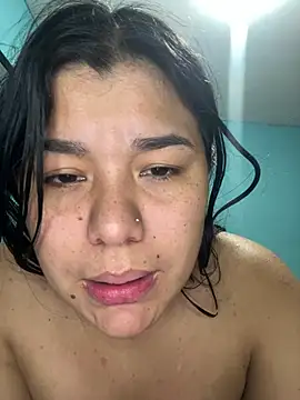 Snapshot of April_Becker chatting on July 28, 2026, 3:03 am April Becker online show from July 28, 2026, 3:03 am